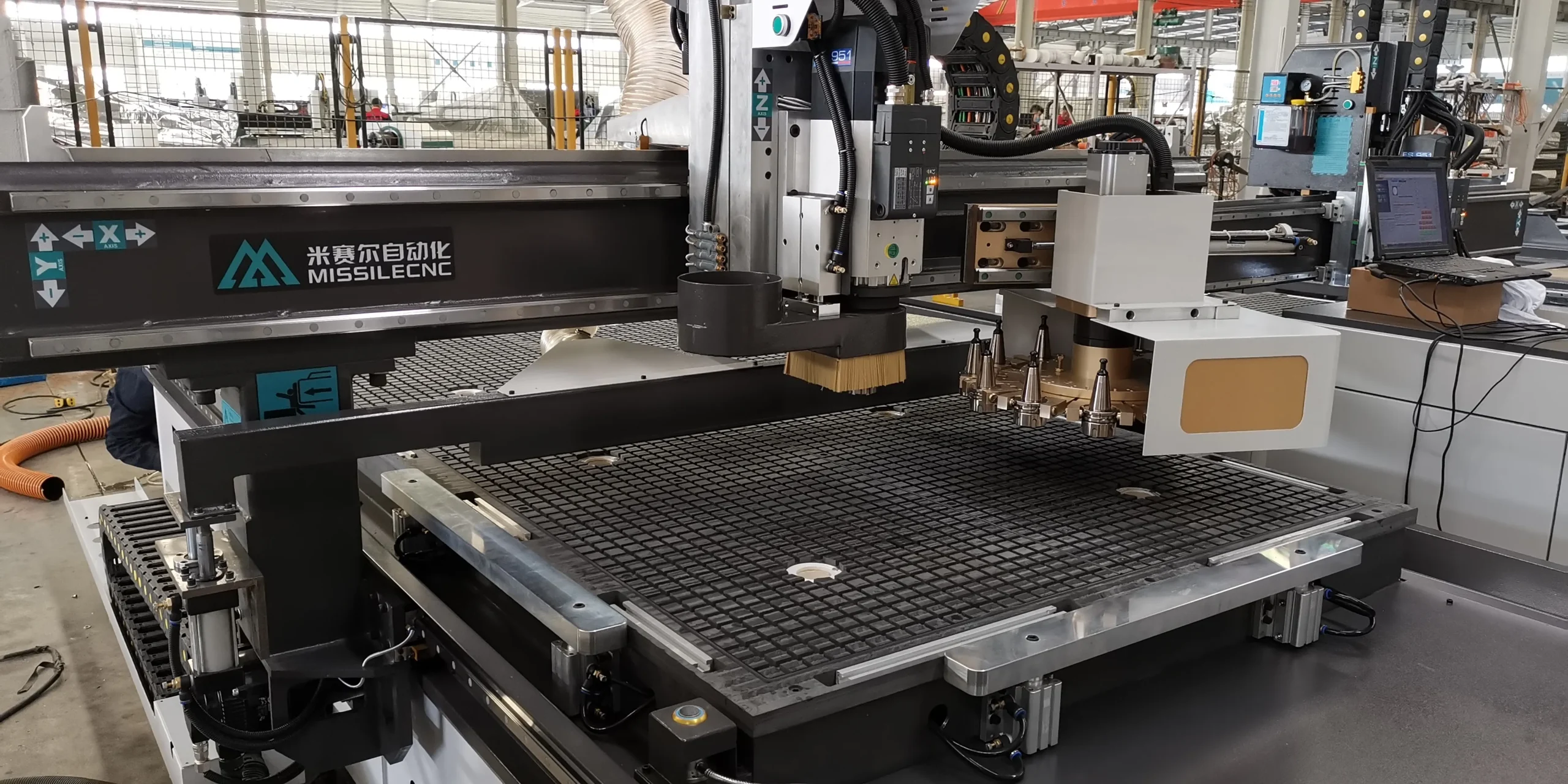 CNC Router Machine Bunka - Image 4