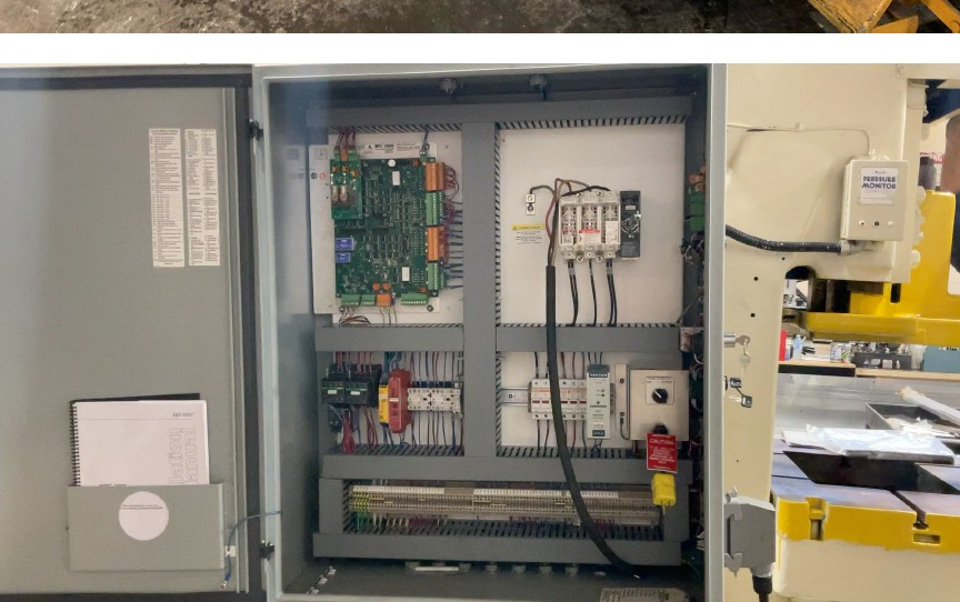 Mechanical Press 60-Ton Brown Boggs - Canadian Built - Used