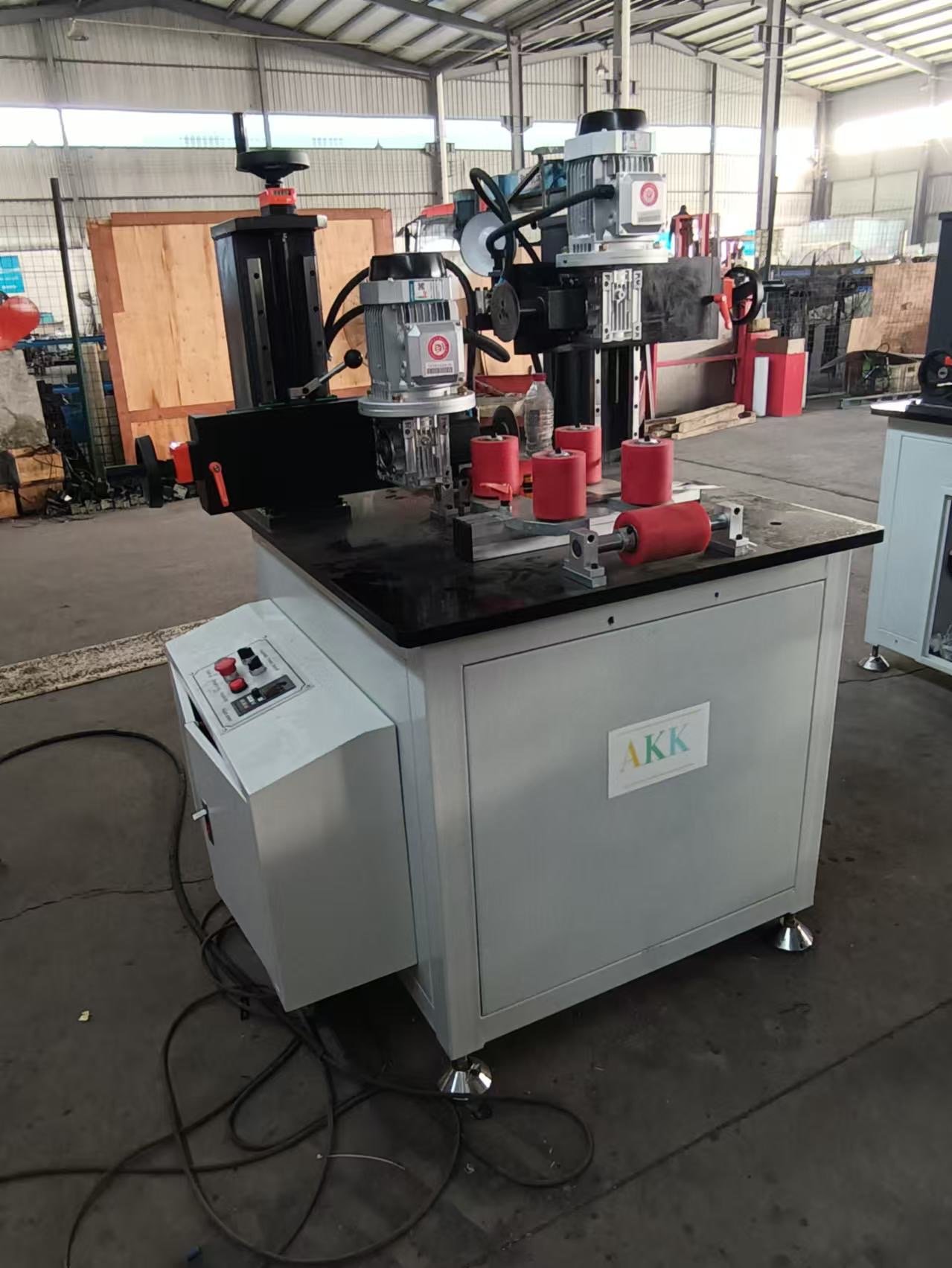 Knurling Machine