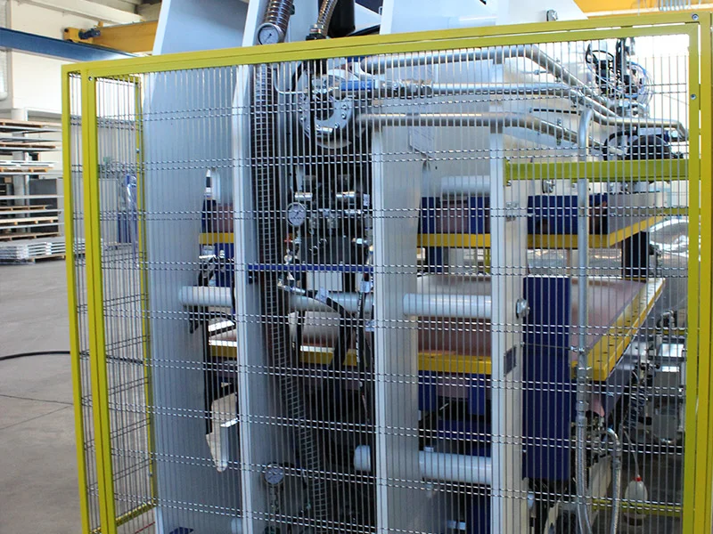 Fluid Double Membrane Press - Image 5